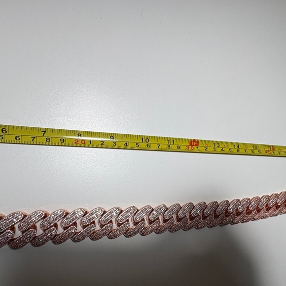 Jewelry - Picture 1 of 2